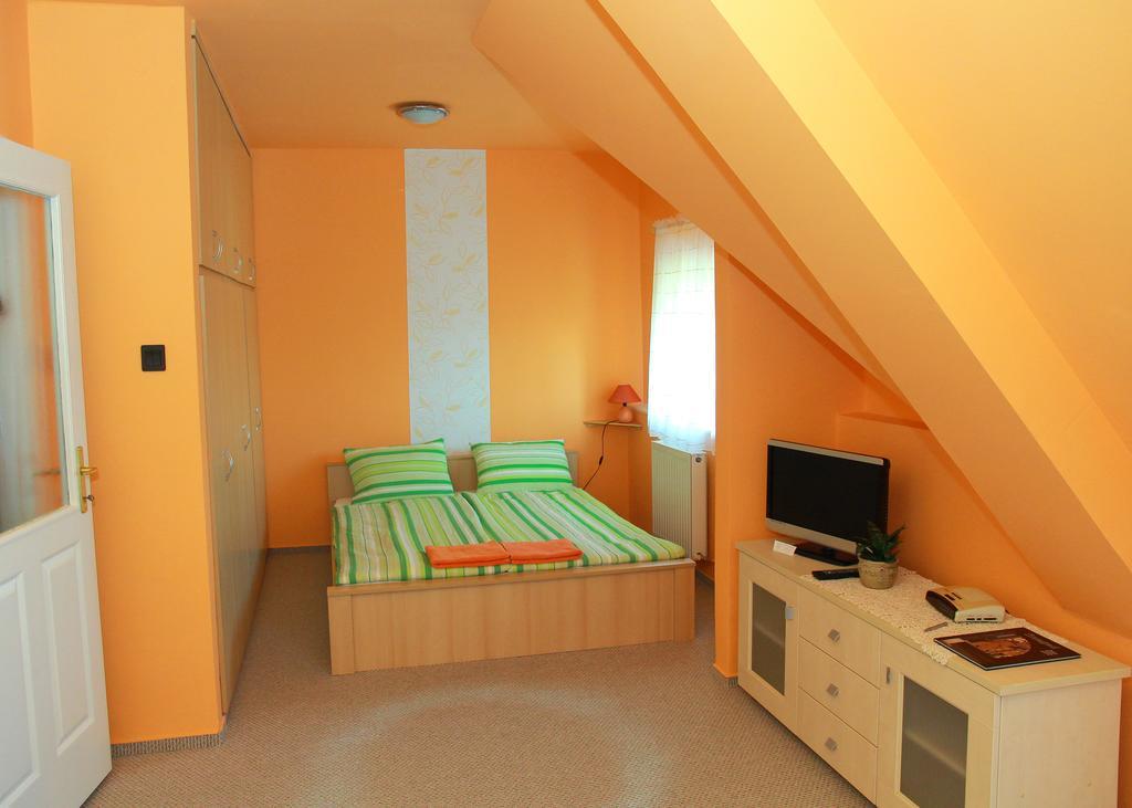 Ferienwohnung Bors Apartman Szegedin Zimmer foto